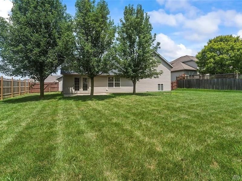 4660 Hialeah Park, Huber Heights, OH 45424 Photo 3