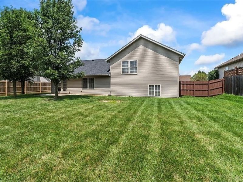 4660 Hialeah Park, Huber Heights, OH 45424 Photo 4
