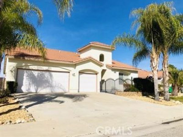 27540 Canterbury, Romoland, CA 92585