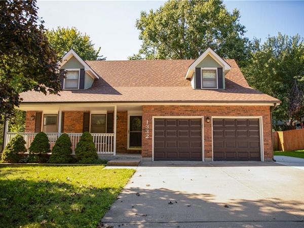 1332 Campbell Avenue, Liberty, MO 64068
