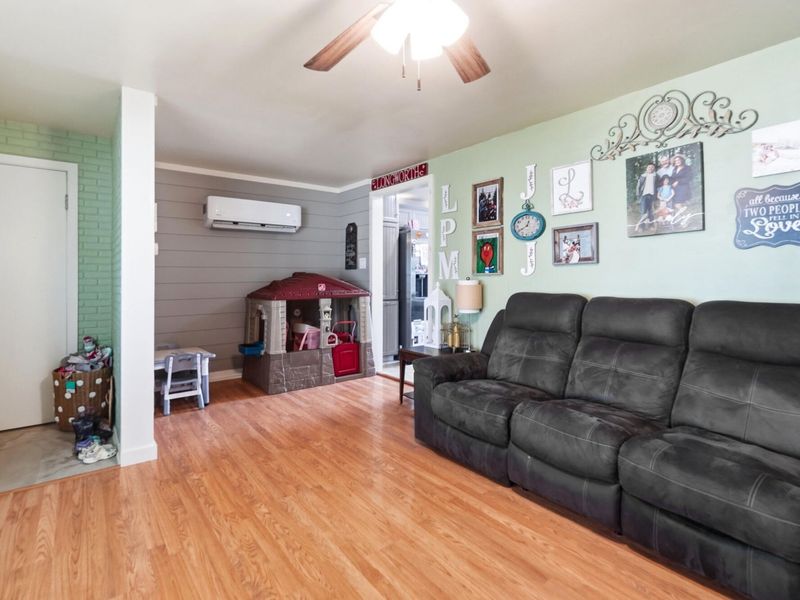 303 Washington Street, Wapakoneta, OH 45895 Photo 9