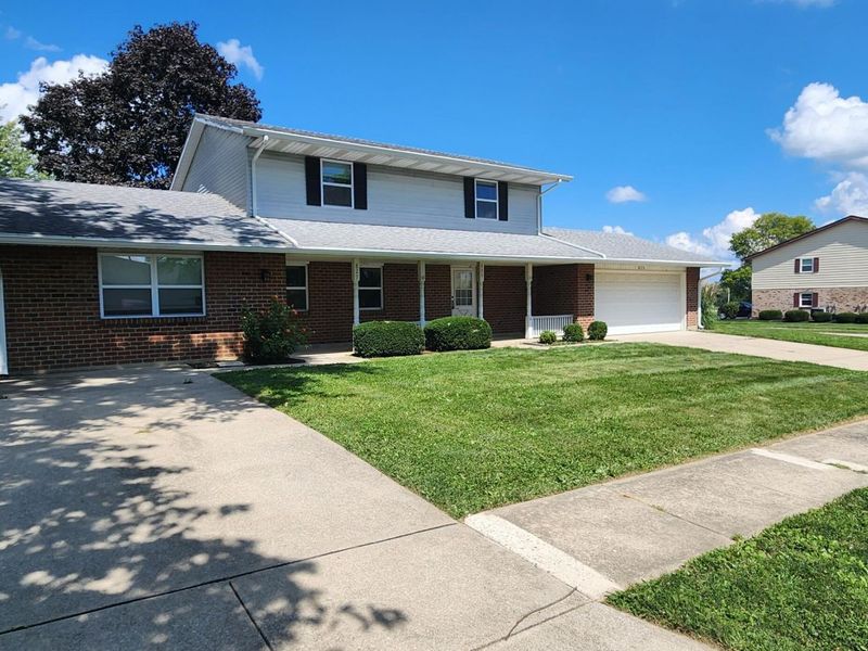 825 Comanche Lane, Tipp City, OH 45371 Photo 3