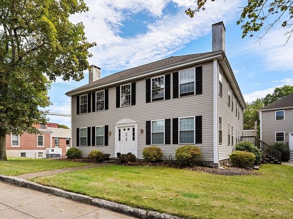 521 Washington Street, Unit 3, Abington, MA 02351