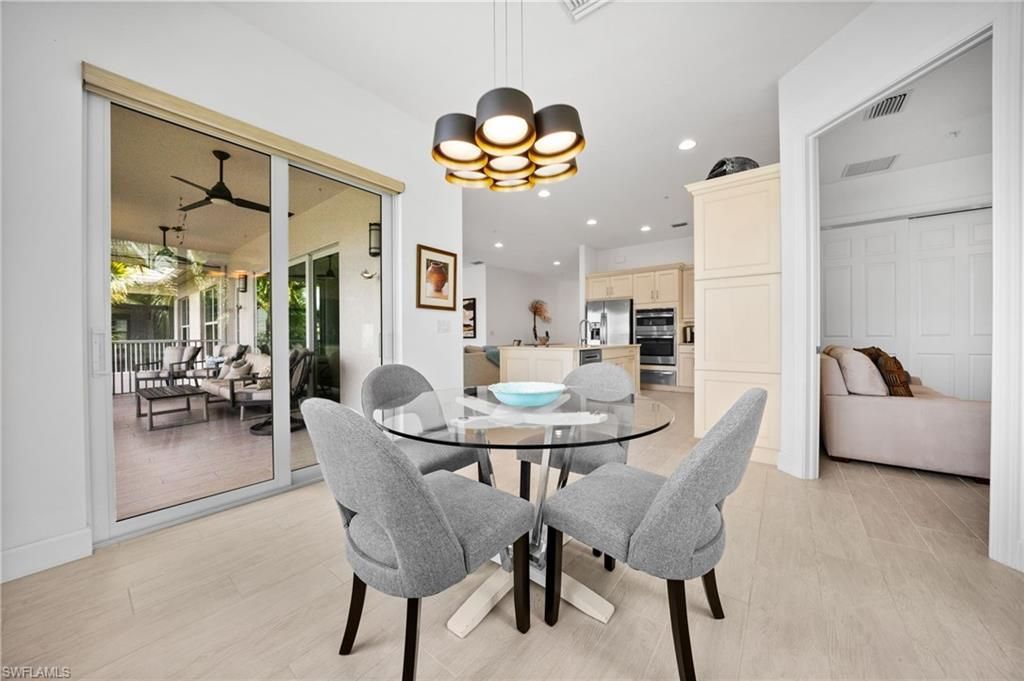8062 Signature Club Cir, Unit 201, Naples, FL 34113 Photo