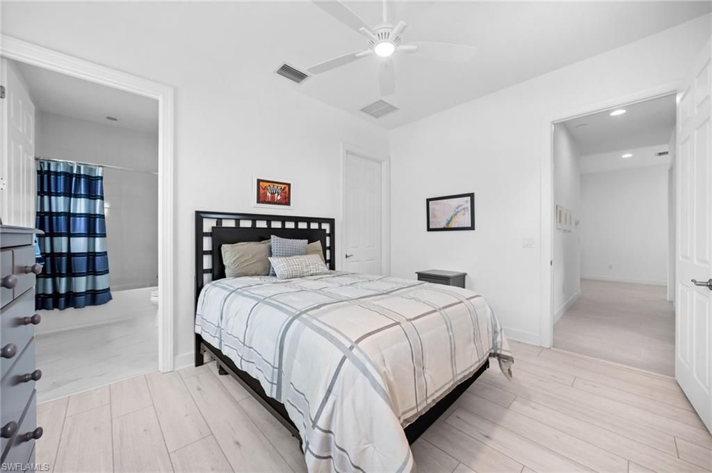 8062 Signature Club Cir, Unit 201, Naples, FL 34113 Photo
