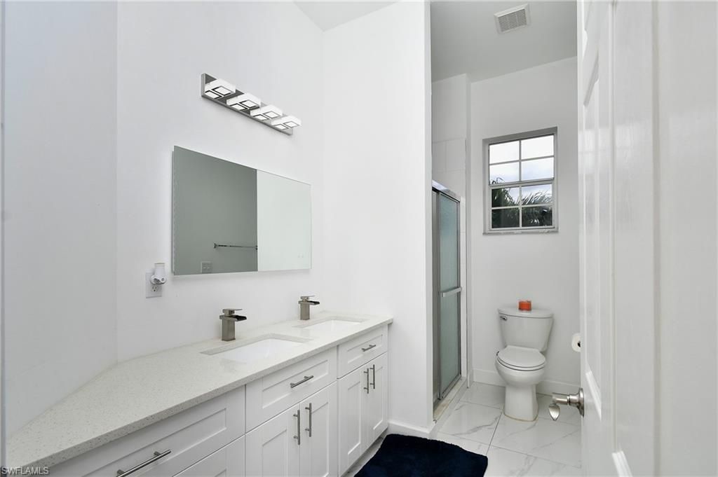 8213 Laurel Lakes Blvd, Naples, FL 34119 Photo