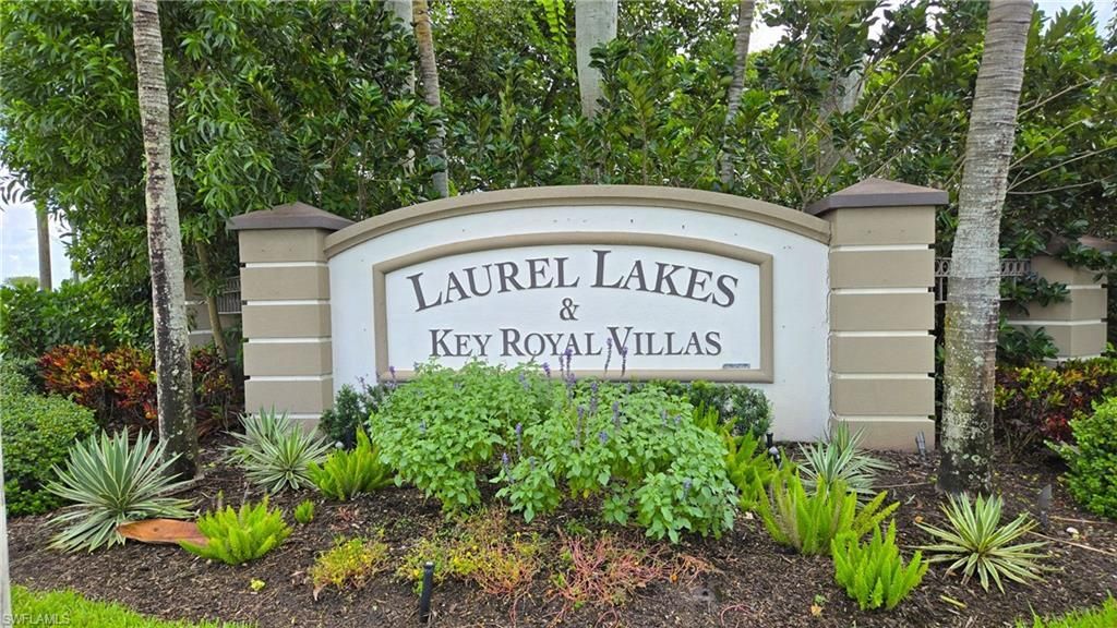 8213 Laurel Lakes Blvd, Naples, FL 34119 Photo