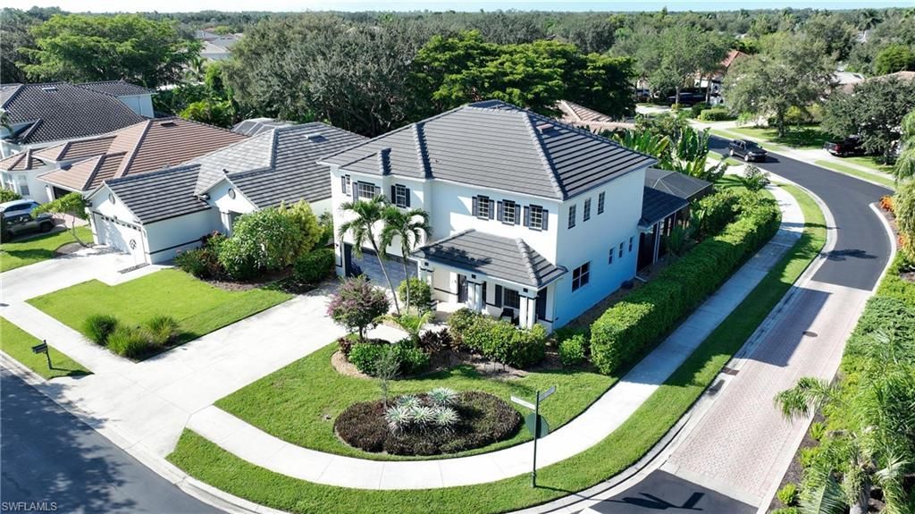 8213 Laurel Lakes Blvd, Naples, FL 34119 Photo