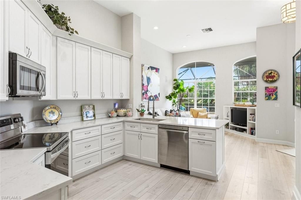 15259 Devon Green Ln, Naples, FL 34110 Photo