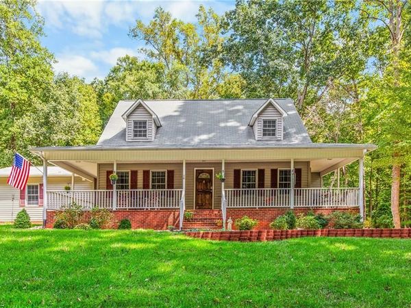 1709 Beechwood Road, Yadkinville, NC 27055