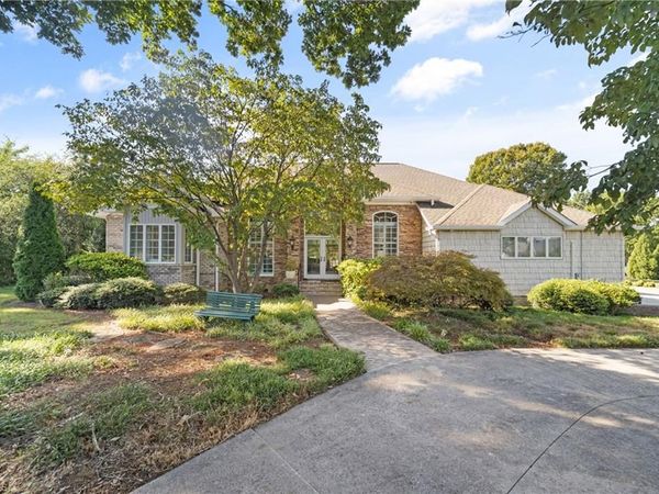 675 Riverbend Drive, Bermuda Run, NC 27006