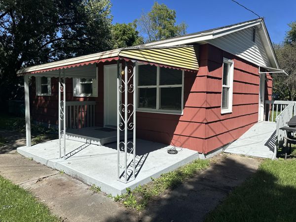382 Avenue A, Springfield, MI 49037