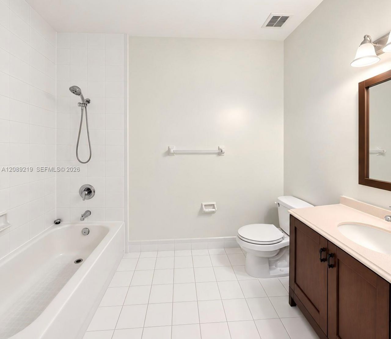 10242 NW 7th St, Unit 203, Miami, FL 33172 Photo