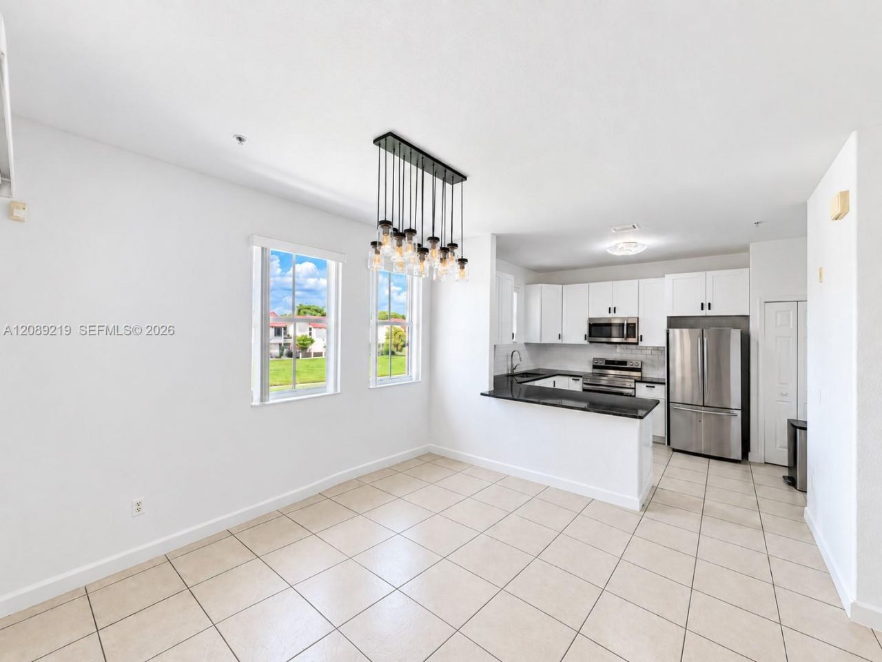 10242 NW 7th St, Unit 203, Miami, FL 33172 Photo