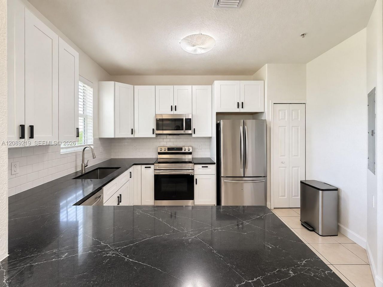 10242 NW 7th St, Unit 203, Miami, FL 33172 Photo