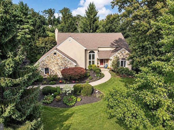 1606 E GLENMONT LANE, WEST CHESTER, PA 19380