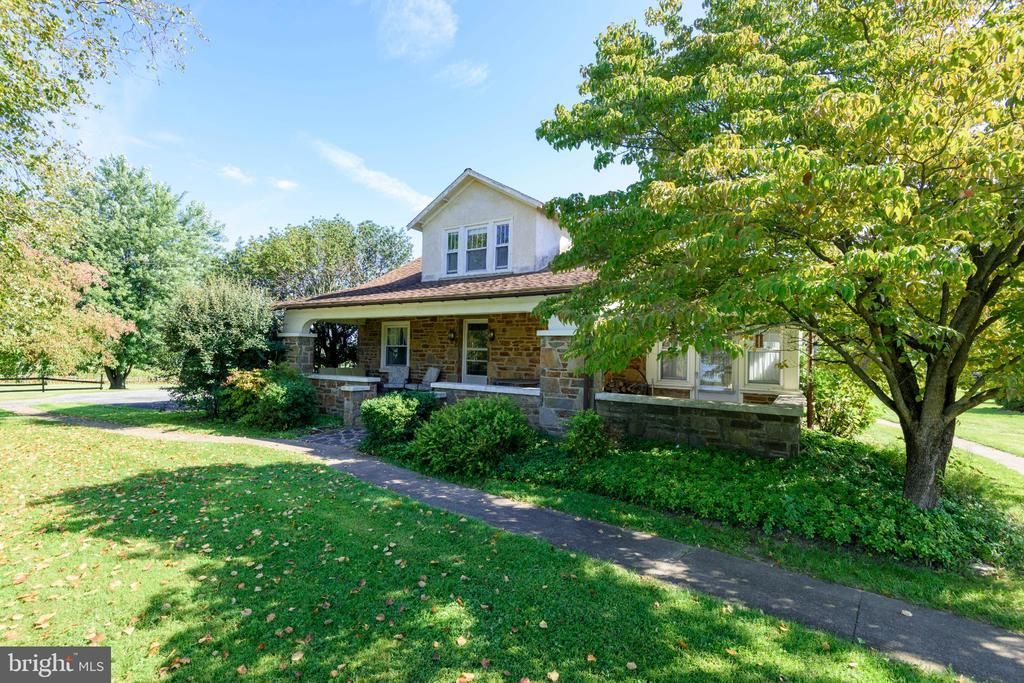 507 COATESVILLE ROAD, WEST GROVE, PA 19390