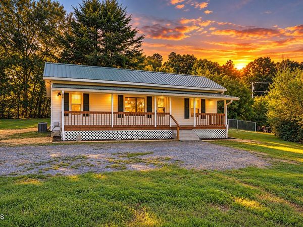 875 South Pickens Bridge Road, Johnson City, TN 37615