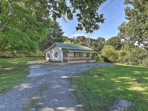 875 South Pickens Bridge Road, Johnson City, TN 37615
