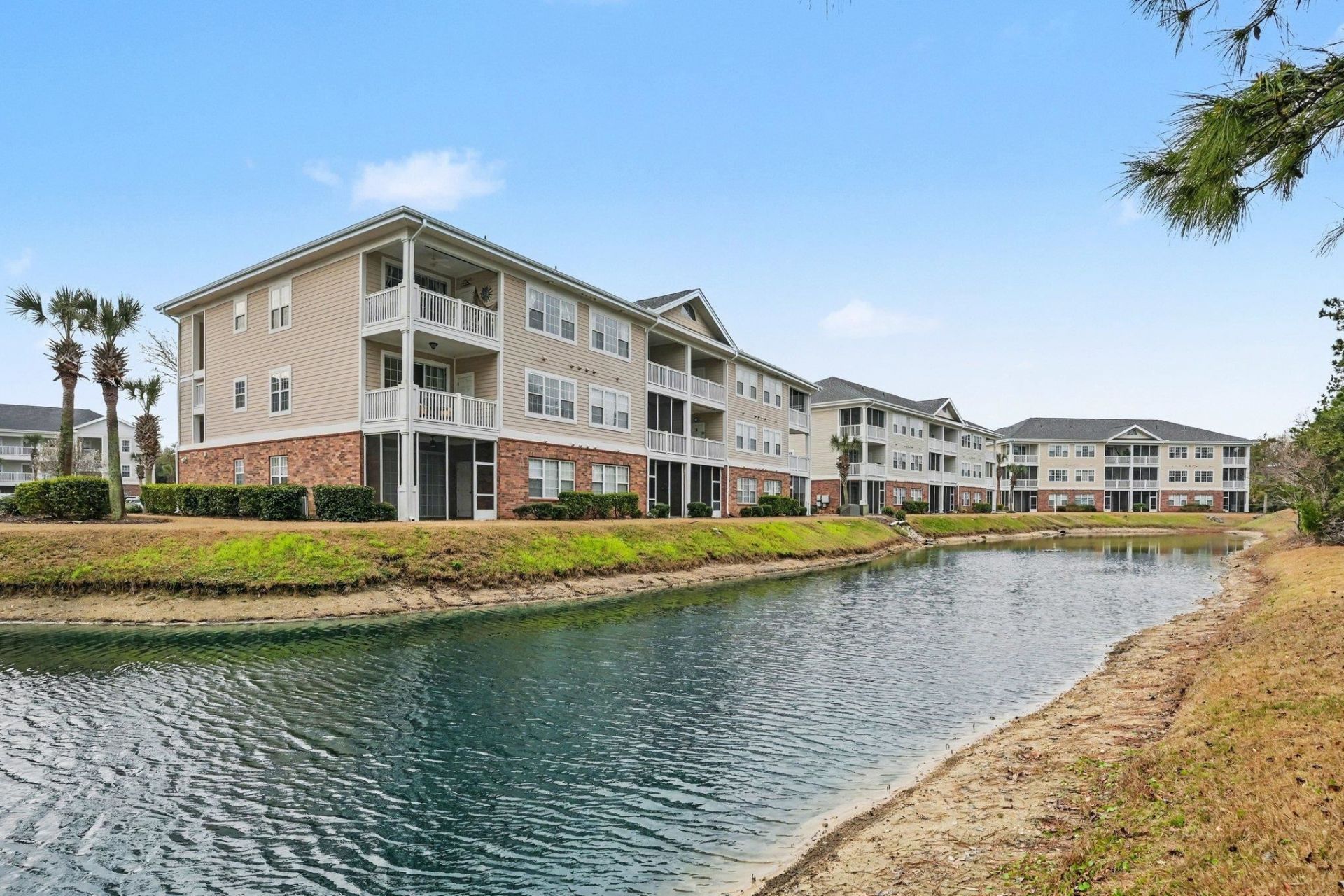 5801 Oyster Catcher Dr.  Photo 4