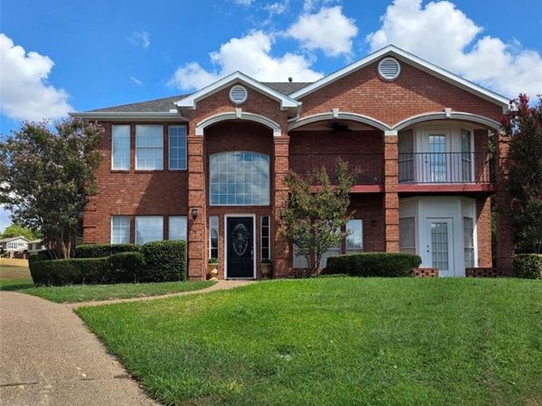 316 Harbor Landing Drive, Rockwall, TX 75032