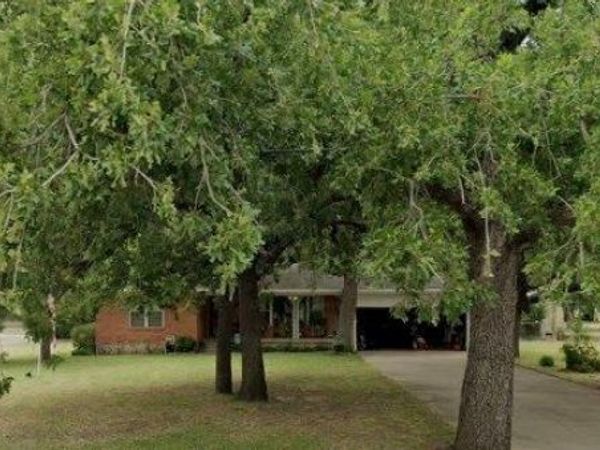 1331 Yates Drive , Hurst, TX 76053