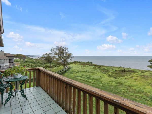 318 Fox Hill Drive, Baiting Hollow, NY 11933