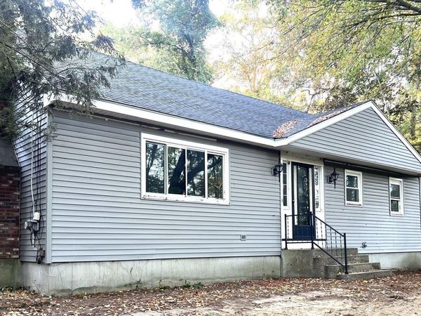 831 Providence Rd, Northbridge, MA 01588