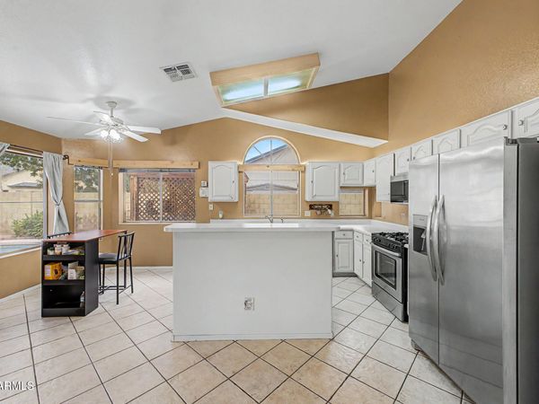 6234 N 88TH Lane, Glendale, AZ 85305