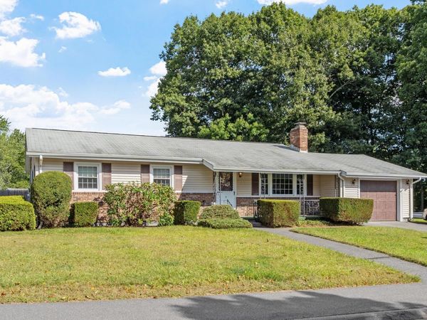 6 Fuller Dr, Marlborough, MA 01752
