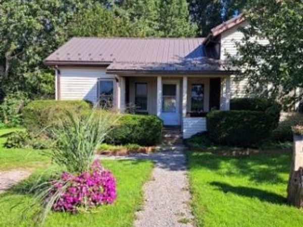 2099 Swett Road, Lyndonville, NY 14098