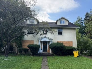711 W Clinton Street, Elmira, NY 14905