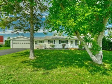 4650 Emerson Road, Canandaigua, NY 14424