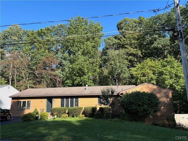 100 Wallace Avenue, Camillus, NY 13031