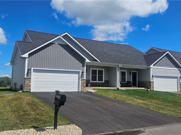 8076 Forest Ridge Lane, Baldwinsville, NY 13027