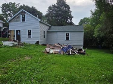 37 S Wayne Street , Phelps, NY 14532