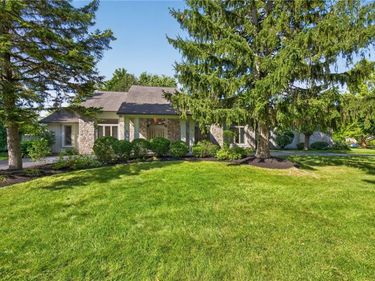 2 Sutton Point, Pittsford, NY 14534