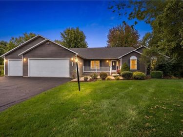 2352 Hunt Road, Camillus, NY 13031