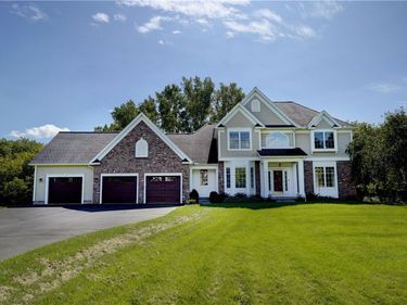11 Old French Road, Honeoye Falls, NY 14472