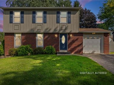 340 Village Walk Circle , Spencerport, NY 14559