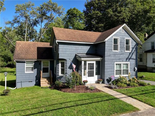 330 Vienna Street , Newark, NY 14513