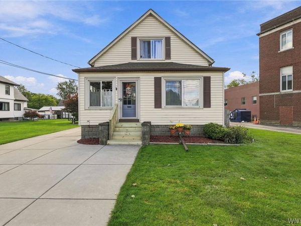 80 E Niagara Street, Tonawanda, NY 14150