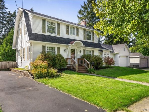 17 S Maple Street, Warsaw, NY 14569