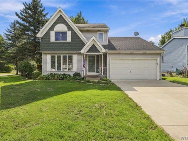1571 Sundance , Lake View, NY 14085