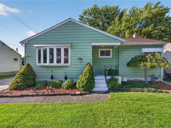 22 Mitchell Drive, Tonawanda, NY 14150
