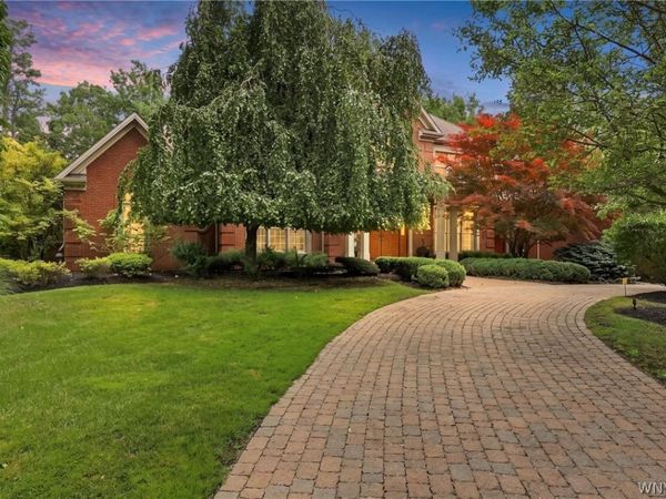 5053 Rockledge Drive, Clarence, NY 14031