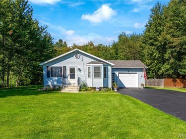 6720 Minnick Road, Lockport, NY 14094