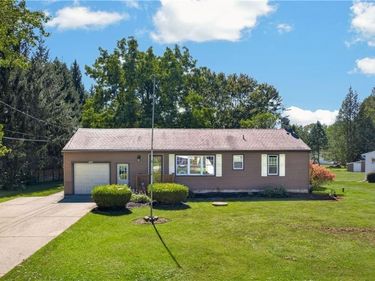 7284 Woodland Drive, Hamburg, NY 14075