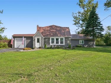 7600 Porter Road , Niagara Falls, NY 14304