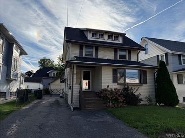 58 Oak St , Batavia, NY 14020